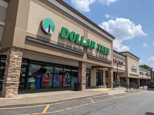 Dollar Tree, Hickory