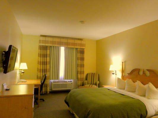 Standard King |  Simply Home Inn & Suites North Little Rock Hotel