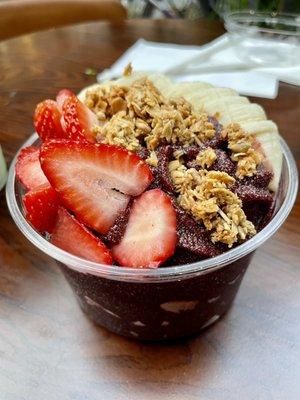 Hutch acai bowl