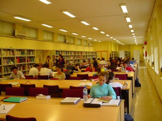 Seville Universidad Pablo de Olavide Library