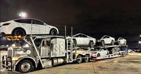 Load with Tesla Cars