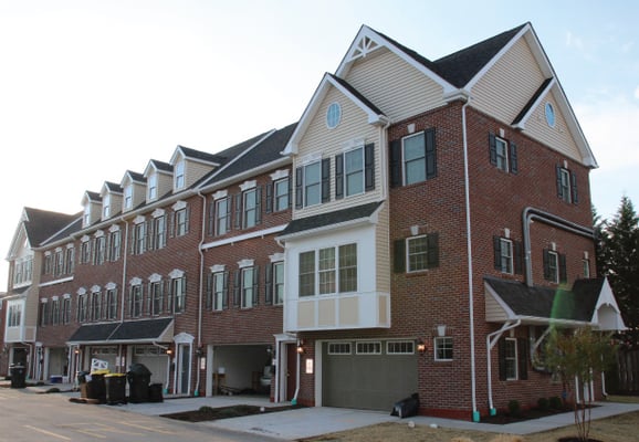 Continental Townhouses - 49 S. Chapel Street