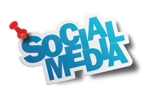 Our Community management contributes to the development of your social media strategies and optimizing your campaigns.