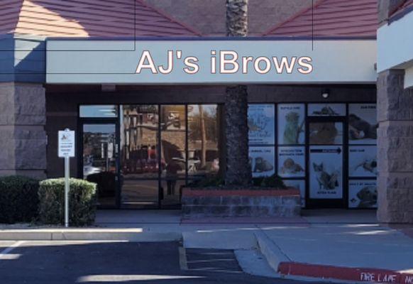 AJ's iBrows threading