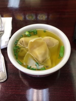 Wonton soup as part of the lunch special