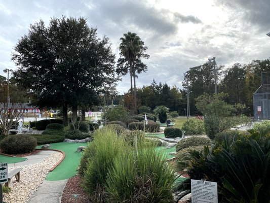 Bogeys Mini Golf