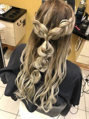 Beach waves with a few simple braids