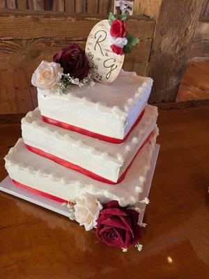 Uptown Bakery & Custom Cakes By Tami