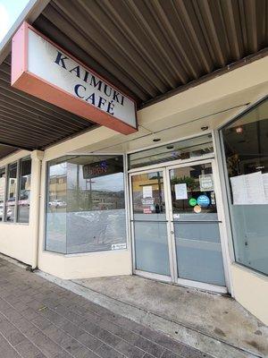 Kaimuki Café is temporarily closed