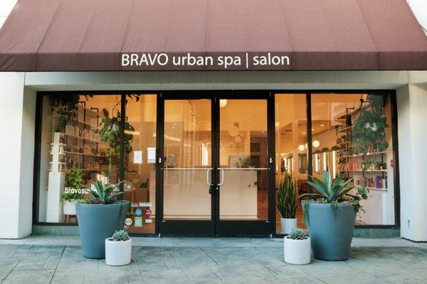 Bravo front entrance. Welcome in!