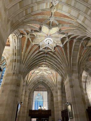 Sterling Memorial Library