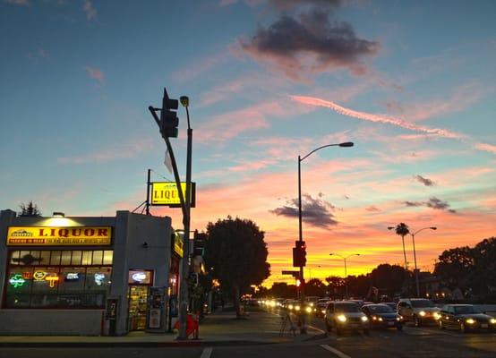 Hillcrest Liquors