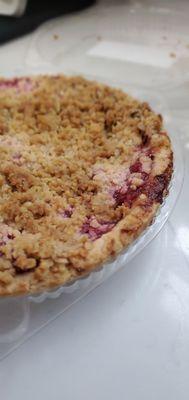 A cross section of the Apple Raspberry Crumb Pie, from Meredith's Bread.