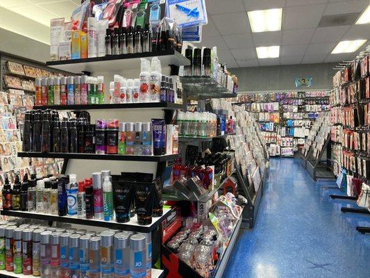 Love how clean and organized everything always is, Gloria is amazing. Lubricants of all kinds