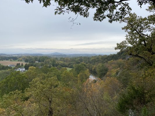 Shenandoah River overlook, left (west) side of the battlefield.