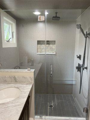 Frameless Shower