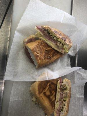 Cuban sandwich