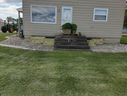 Clean Cut Lawn and Landscape