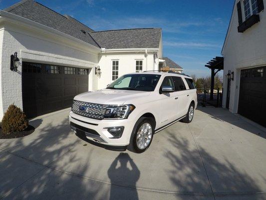 2018 Expedition ... Full detail with 1-step polish and ceramic coating