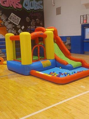 Baby Bounce house  kids under 4yrs