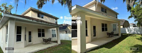 Before and After house with tons of algae removed and vinyl fence cleaned in Parrish, FL