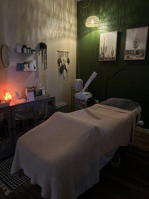 Step into Moon Valley Facial Lounge. A private and tranquil room that offers total relaxation and judgement-free skincare.