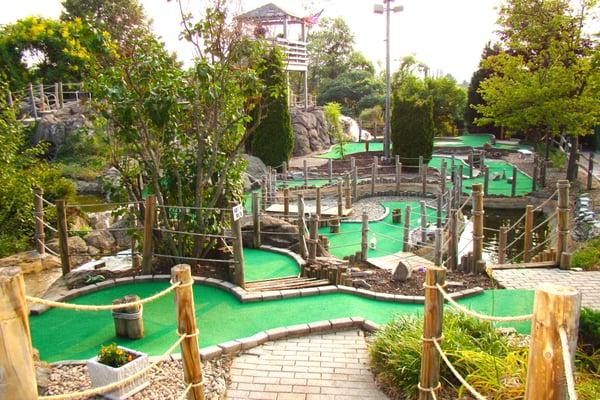 18 hole miniature golf course. Open for the summer holidays - great for birthdays, family reunions, fundraisers, teams, groups!