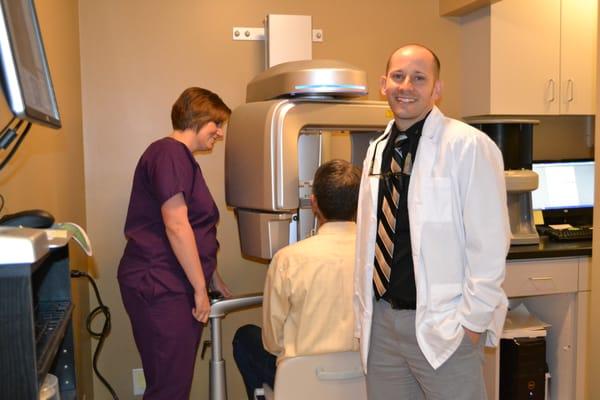 Dr. Timothy Roser has a state-of-the-art CT Scanner to assist with dental implant placement and safe removal of wisdom teeth.