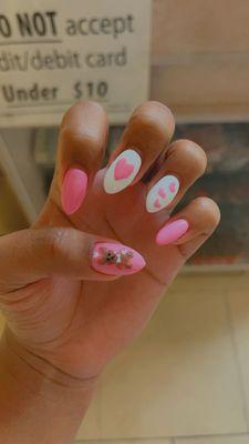 My cute valentines nails!