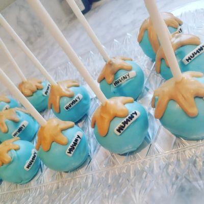 Winnie the Pooh HUNNY cake pops