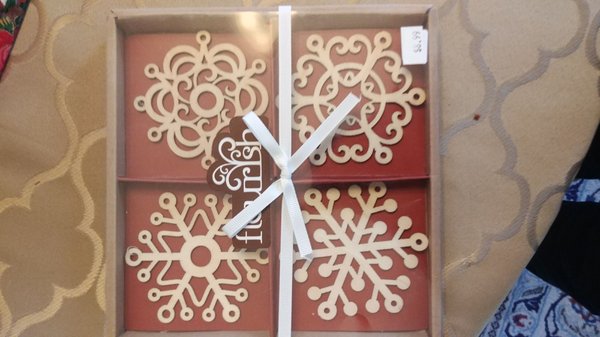 Wooden gift tags/ornaments