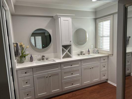 New Bathroom Vanity