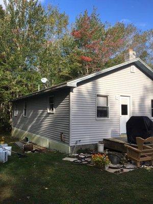 Vinyl siding work completed by AMS Contracting Crew! September 2019