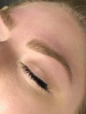 Women's Brow Cleanup.