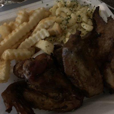 Smoked Wings with Mac & Cheese and Fries