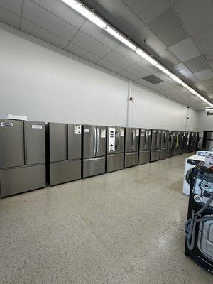 Huge selection of refrigerators up to 70% off