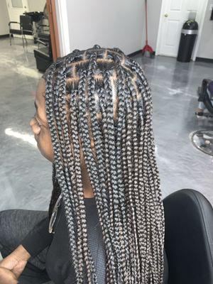 Sm/med knot-less braids