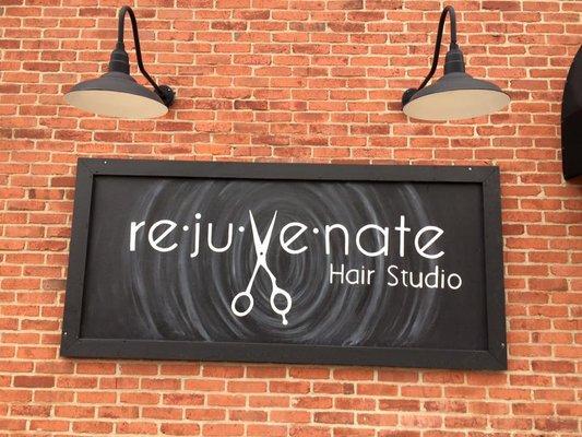 Re·ju·ve·nate Hair Studio