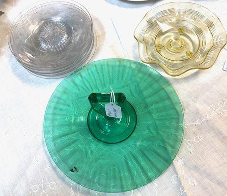 Vintage & Collectable Depression Glass including Uranium Glass.