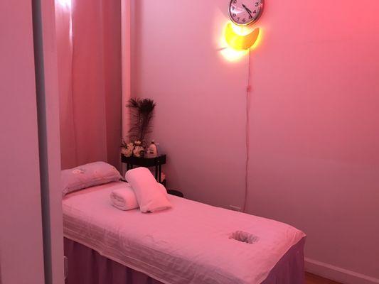 Single room massage