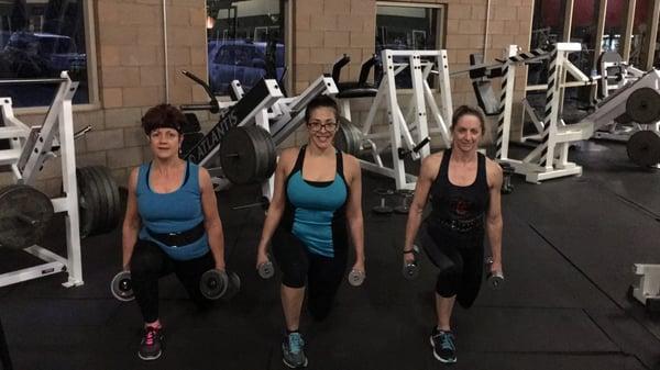 Single leg lunges with Lisa, Cristina & Amy.  So strong!!