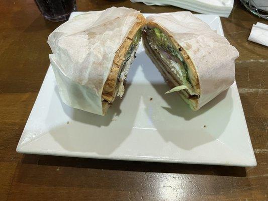 Cemita Los Tres Potrillos Roosevelt 82