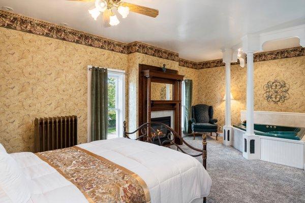 Choose from 6 elegant guest rooms at Jade Estate Inn