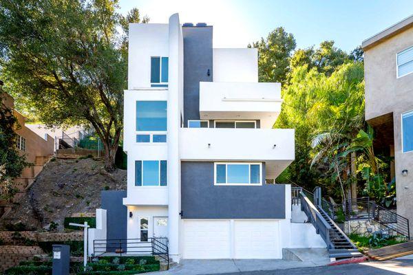 Sold in Studio City | 4110 Vanetta Pl | Sold for $1,420,000