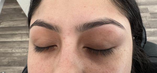 Eyebrows shaping