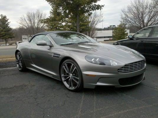 Aston Martin DBS