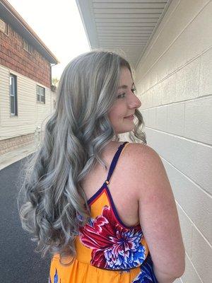 Gorgeous silver color for Emily!