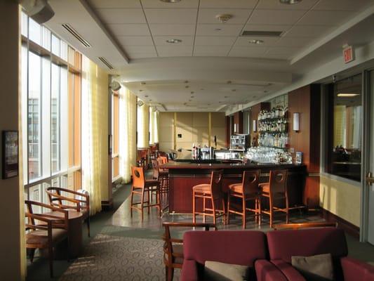 The Campus Club Bar Lounge is open to nonmembers during school break/summer Happy Hour. Local beer on tap, great menu.