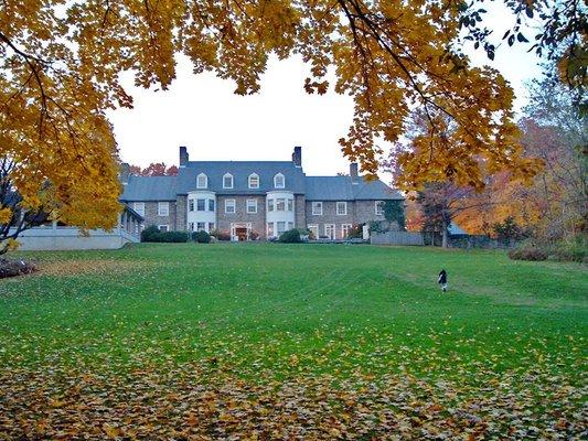 Fall at Alverthorpe Manor