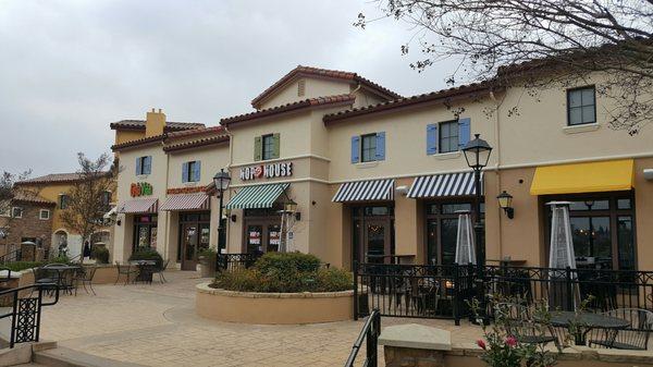 Stone Point - Eureka Rd in Roseville, CA Coffee, Sushi, Pizza, Beer Pub, Mex, American, and more